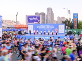 22025 百色半程马拉松圆满收官，红色赛道绽放激情与荣耀