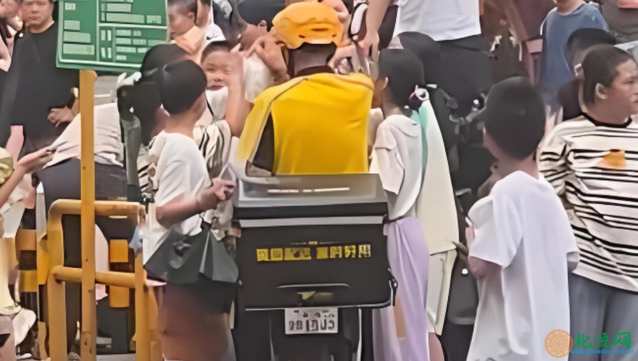 1.jpg