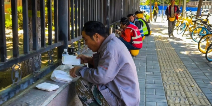 以劳动之名，致敬每一份平凡而伟大的光芒