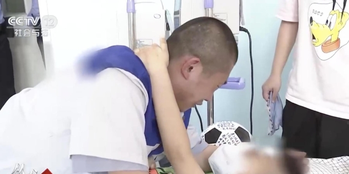 为救子入狱的父亲，走不出失去儿子的悲伤