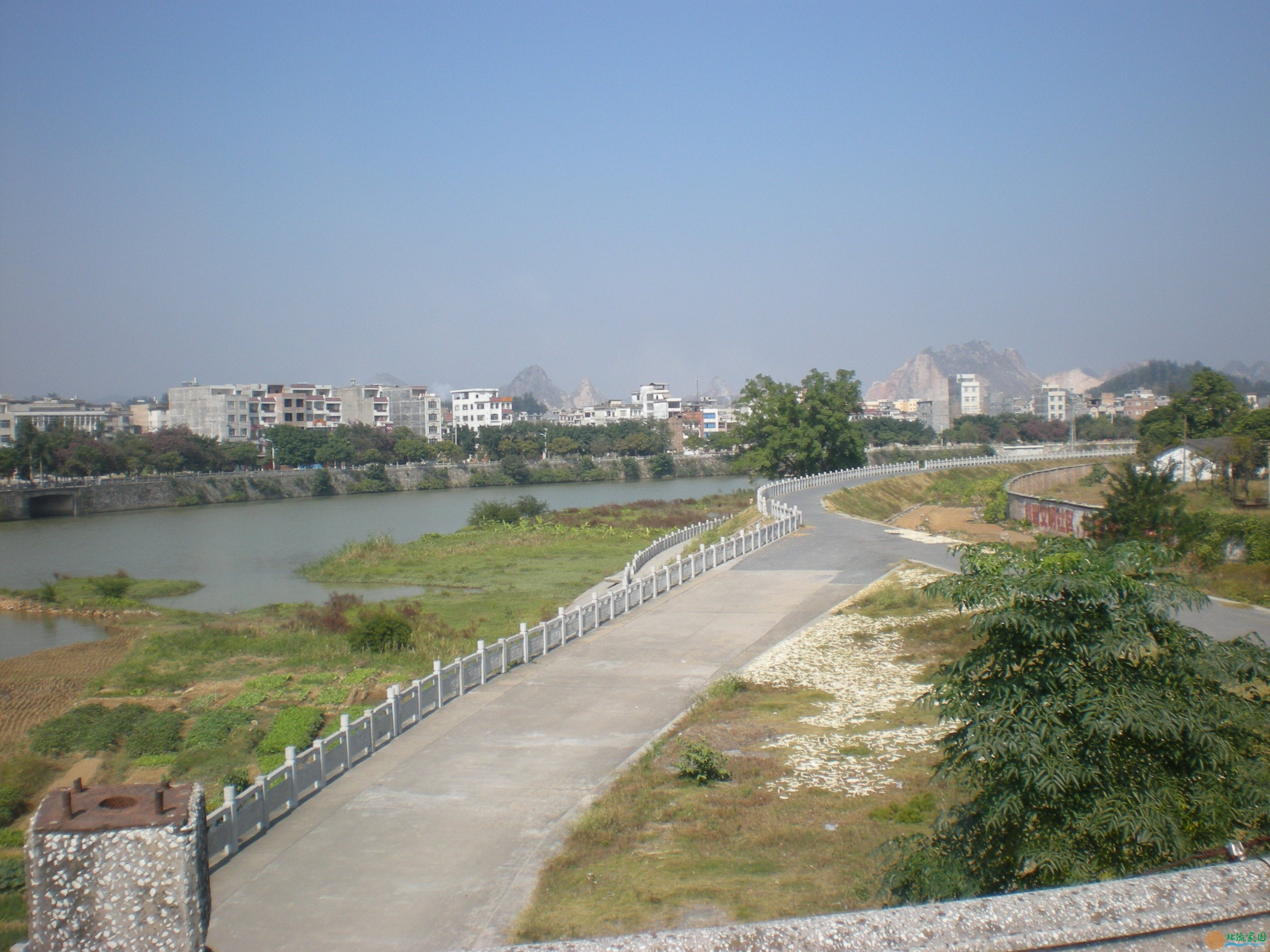 DSCN0872.JPG